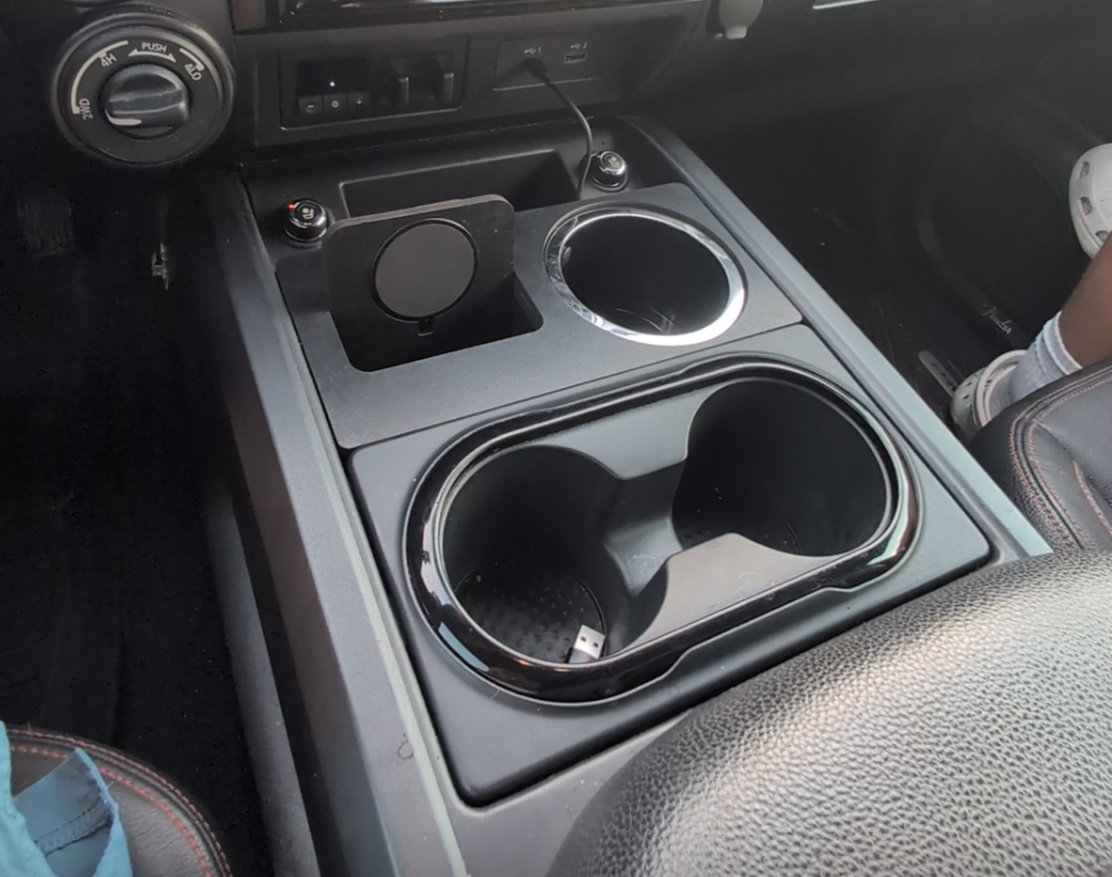 Single Slotter - Charger and Cupholder